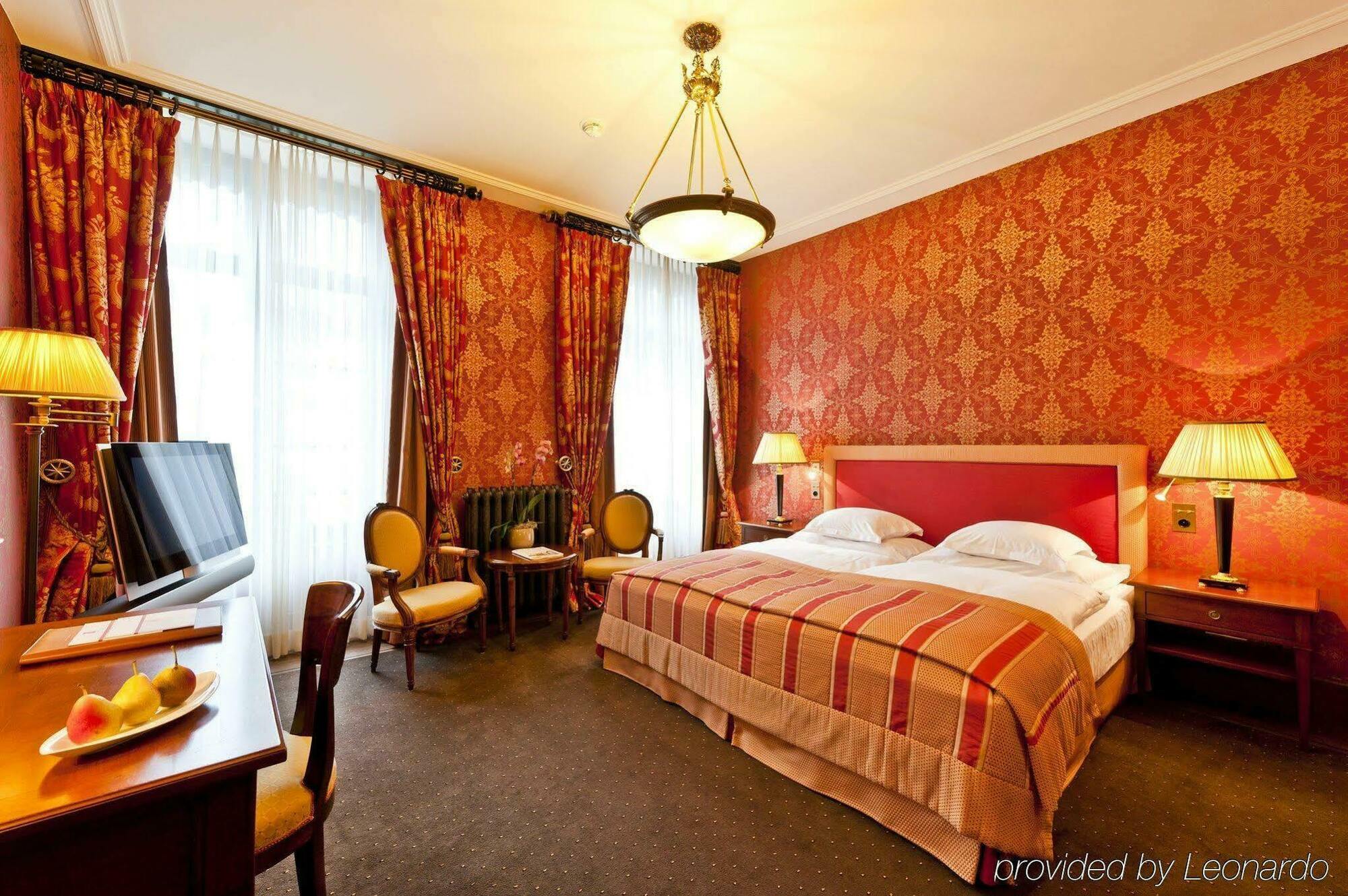 Grand Les Trois Rois 5* Basel